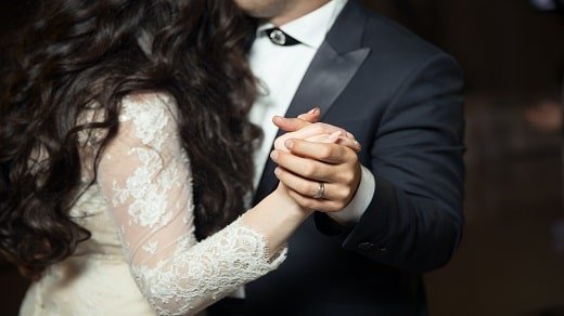 Gold Coast Wedding Photographer: Capturing Your Love in a New Light Gold Coast Wedding Photographer: Capturing Your Love in a New Light