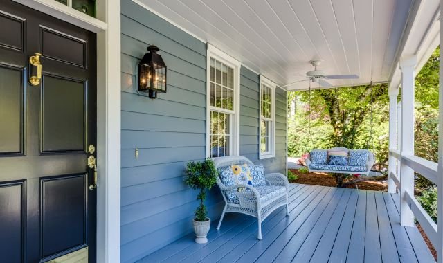 Decks in Tigard: The Perfect Space for Outdoor Entertaining